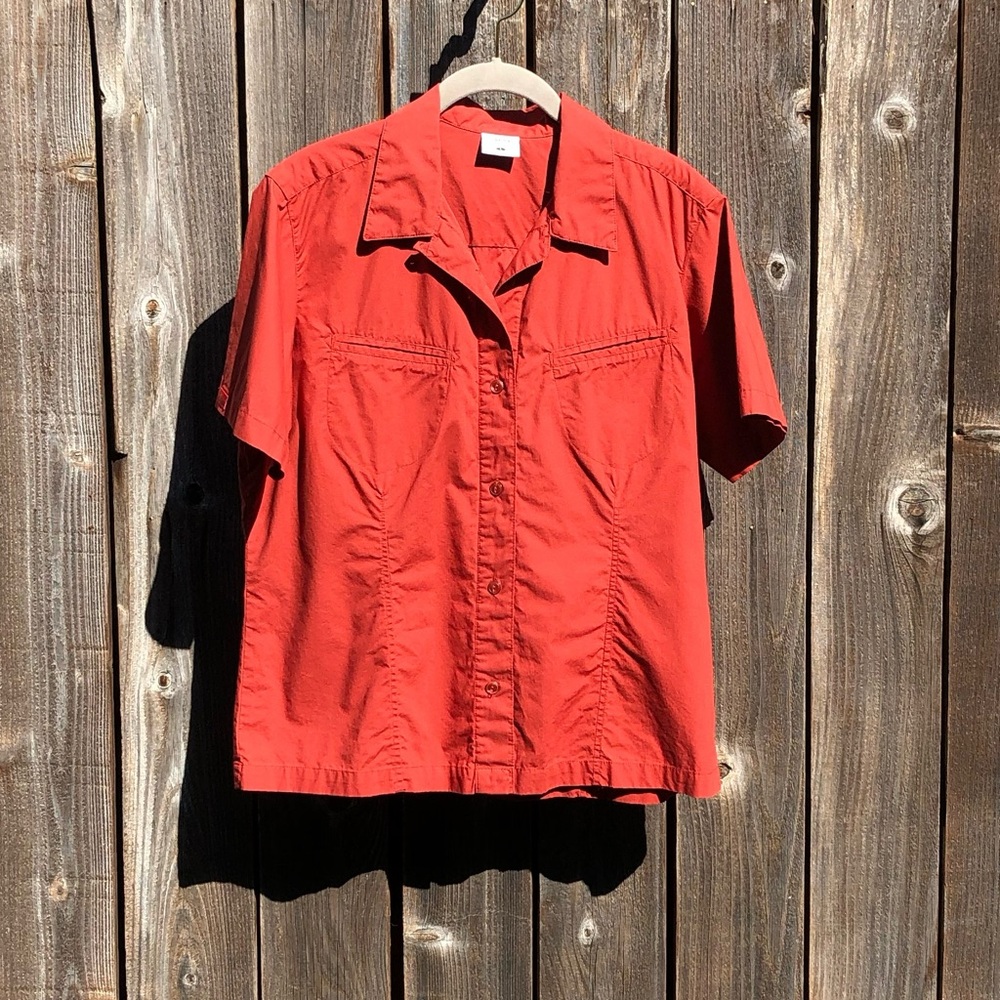 Sorel  button down top size large